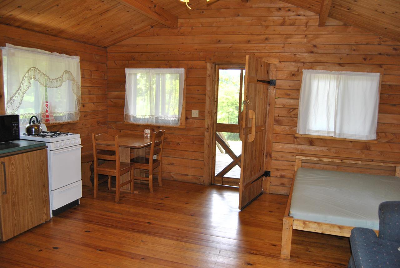 Robin Hill Camping Resort One-Bedroom Cottage 8 Lenhartsville Экстерьер фото