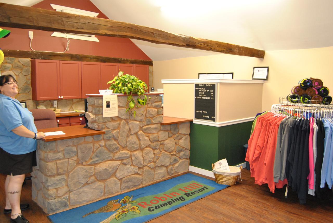 Robin Hill Camping Resort One-Bedroom Cottage 8 Lenhartsville Экстерьер фото